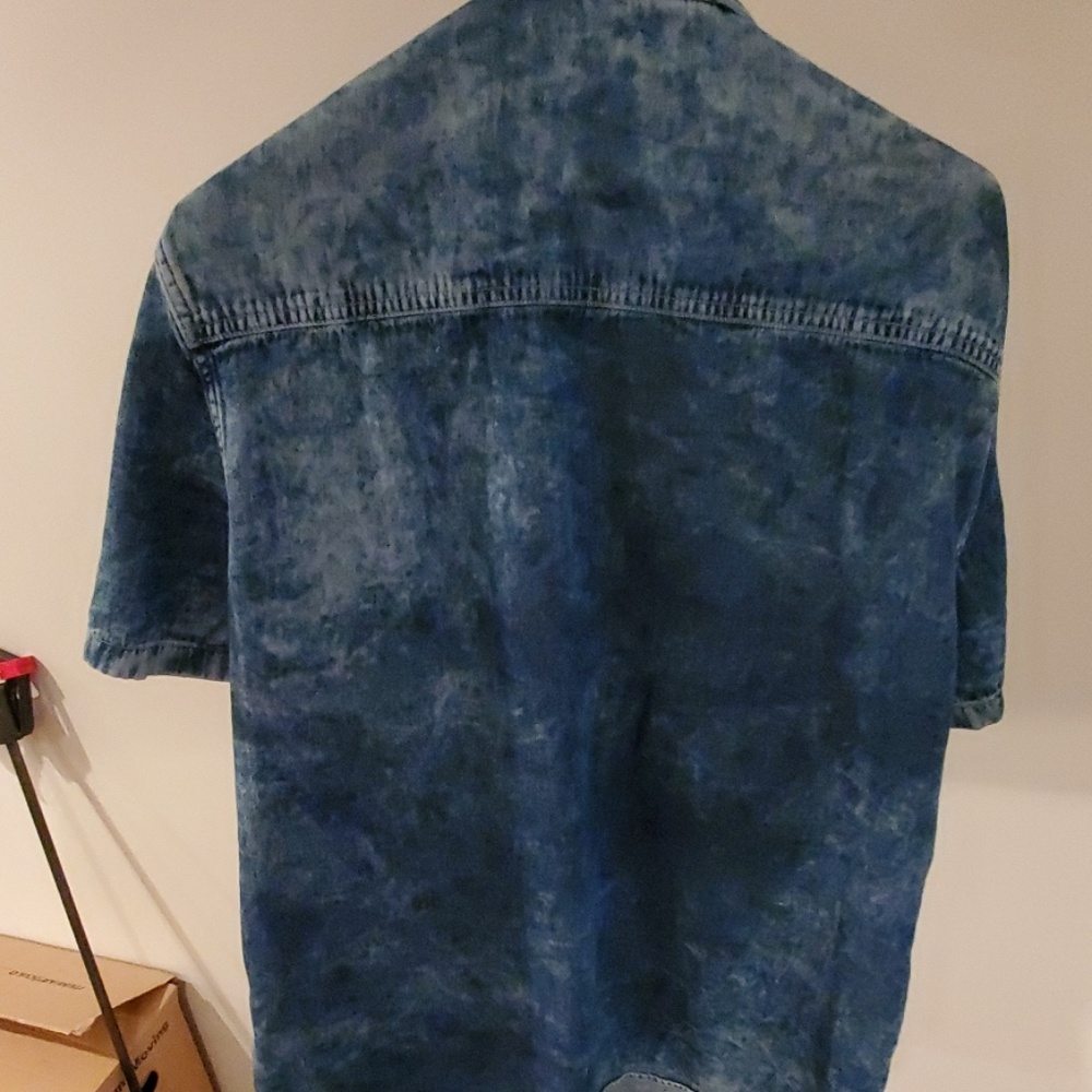 Button Down - Picture 2 of 3